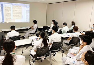 カンファレンス