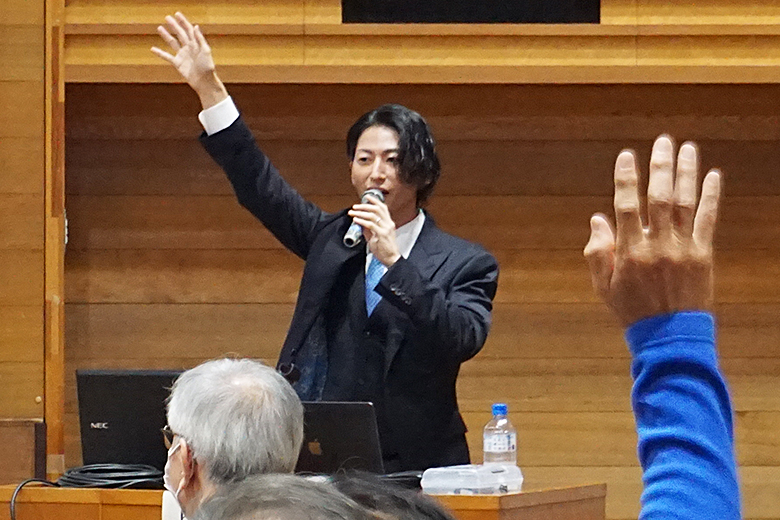 整形外科 内藤医師の講演